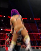 Sasha Banks Ass Exposed Due to Wardrobe Malfunction on WWE RAW